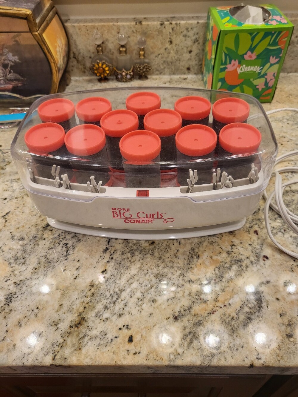 More Big Curls Conair Velvet Hot Rollers 1.5" - Picture 4 of 4